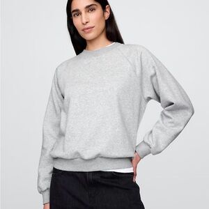GAP Women's Light Gray Sweatshirt